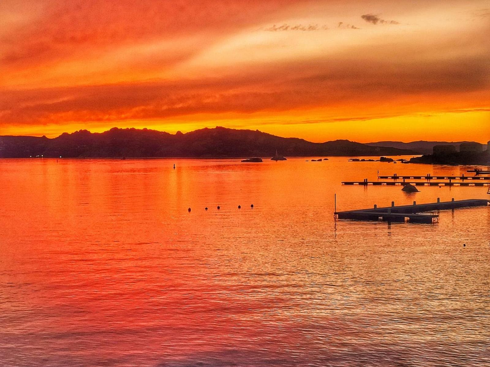 Appartamento Vista Mare A La Maddalena المظهر الخارجي الصورة